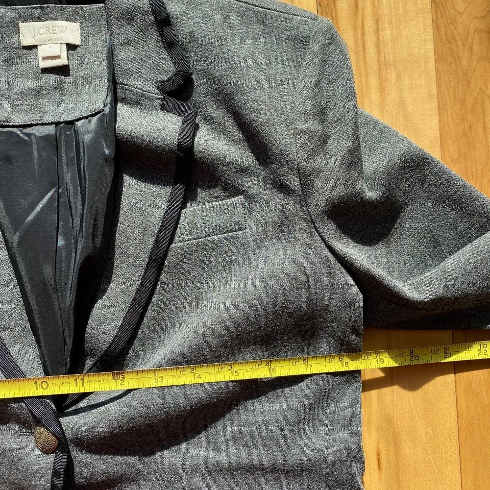 J. Crew Factory Tipped Knit Stretch Two‎ Button Gray Blazer Jacket